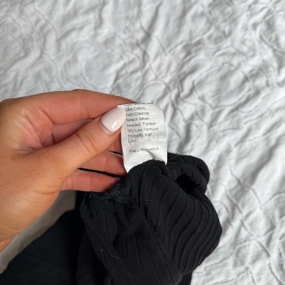 SHEIN Black Long Sleeve Tie Front Cropped Turtleneck Ribbed - Picture 8 of 8